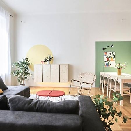 Unwind In Style W Sauna Dsgn 2Br Home Budapeste Exterior foto