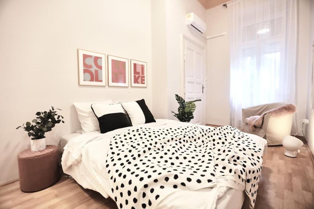 Unwind In Style W Sauna Dsgn 2Br Home Budapeste Exterior foto